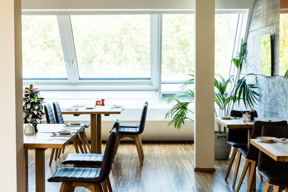Restaurant Hotel Zum Storchen Waldkirch Buitenkant foto