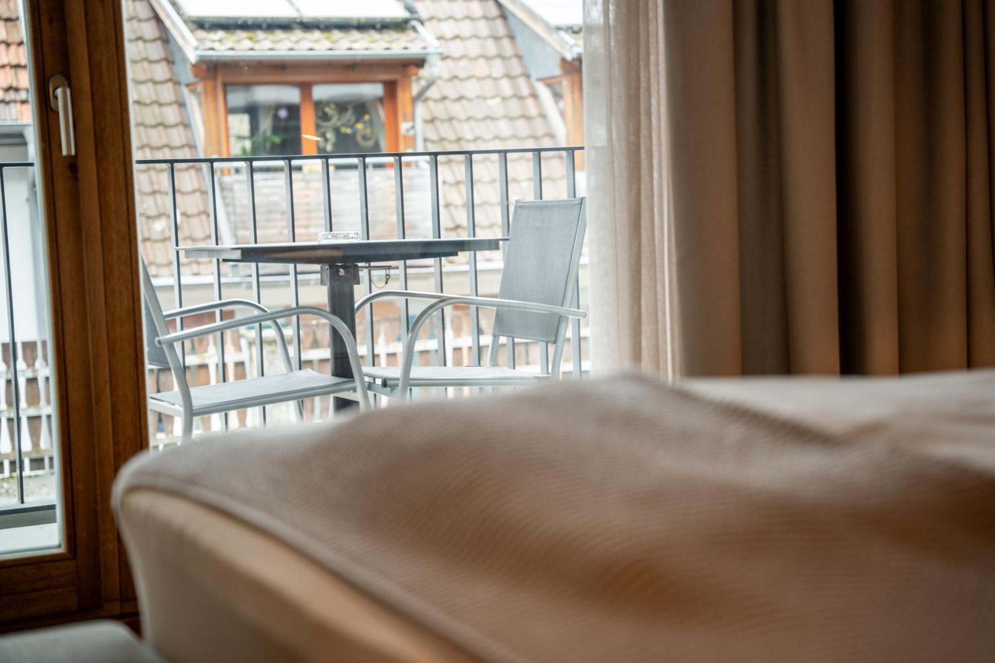 Restaurant Hotel Zum Storchen Waldkirch Buitenkant foto